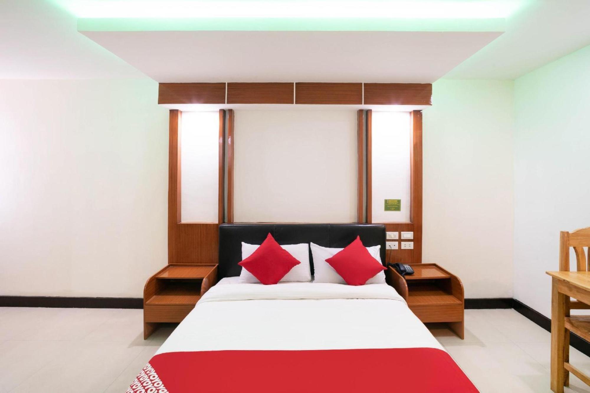 Oyo 195 Ranchotel - Binan Exterior foto